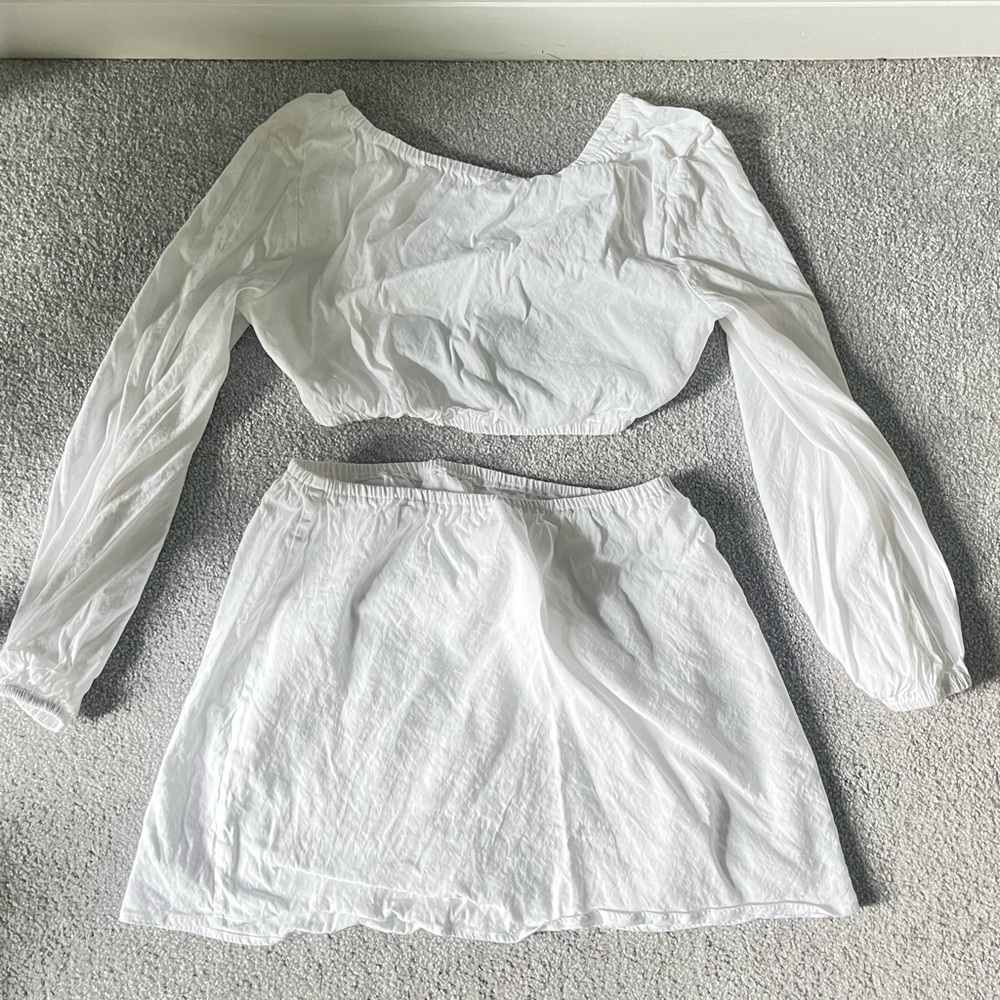 Gianni Bini White Two Piece Skirt Set